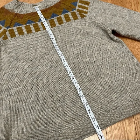 Indi & Cold Geometric Pattern Sweater - Picture 11 of 13